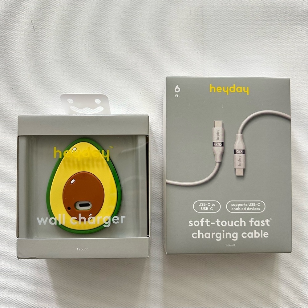 Heyday Avocado Design Wall Charger with USB-C Cable